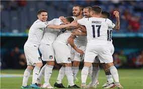 نجم إيطاليا يخطف أنظار ليفربول وتوتنهام