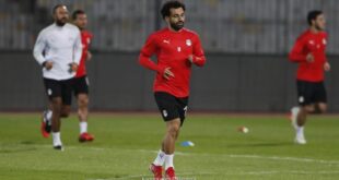 قيادة المنتخب فأل خير لمحرز.. وجرس إنذار لصلاح